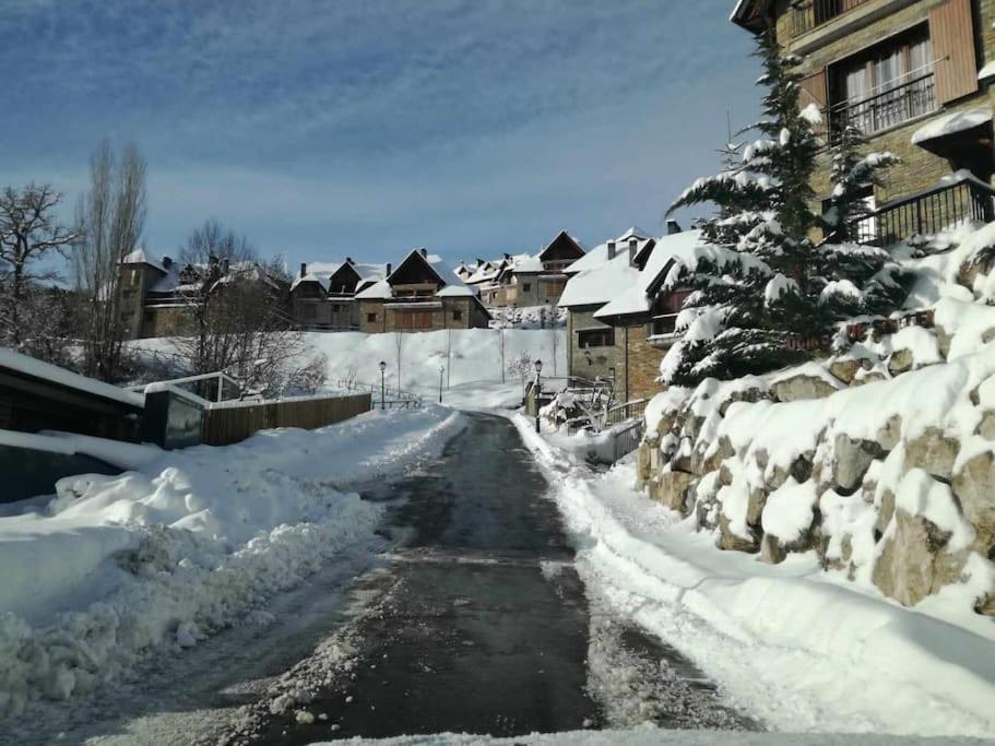 El Refugio De Tena - Tucasaenlospirineos エスカリリャ エクステリア 写真