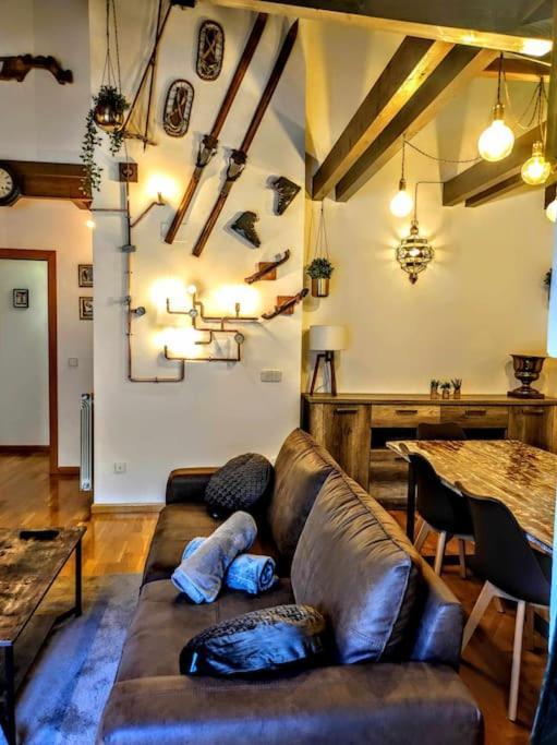 El Refugio De Tena - Tucasaenlospirineos エスカリリャ エクステリア 写真